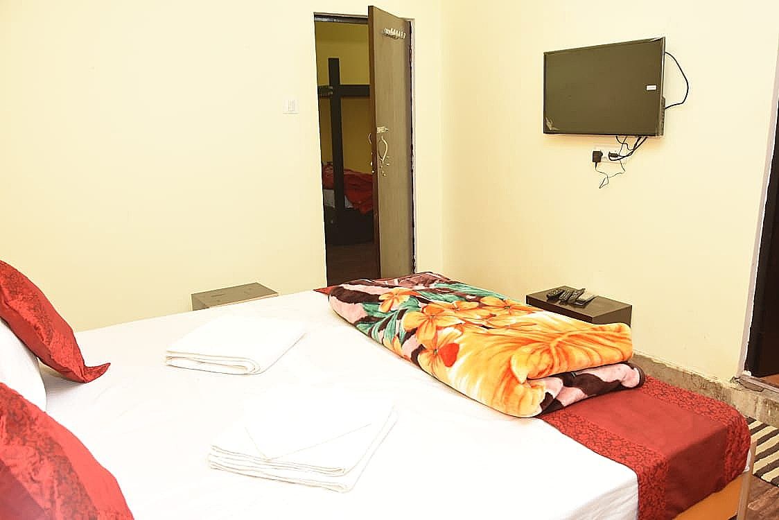 Varanasi Paradise Standard Room 6