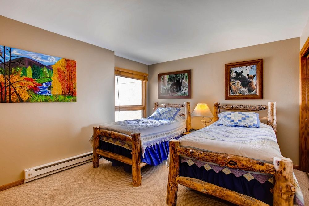 Room, 3 Bedrooms (Plaza, 3 Bath 3 Peak)