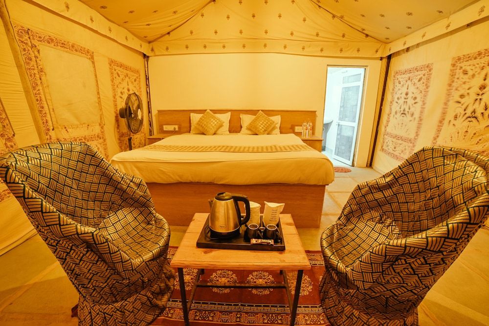Shama Desert Camp Luxury Tent 12