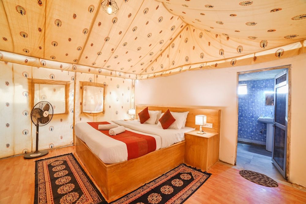 Shama Desert Camp Deluxe Tent 8