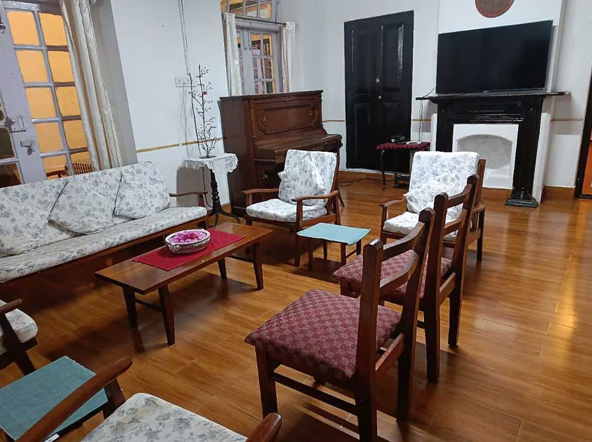 undefined YWCA Wyoming Guesthouse 3