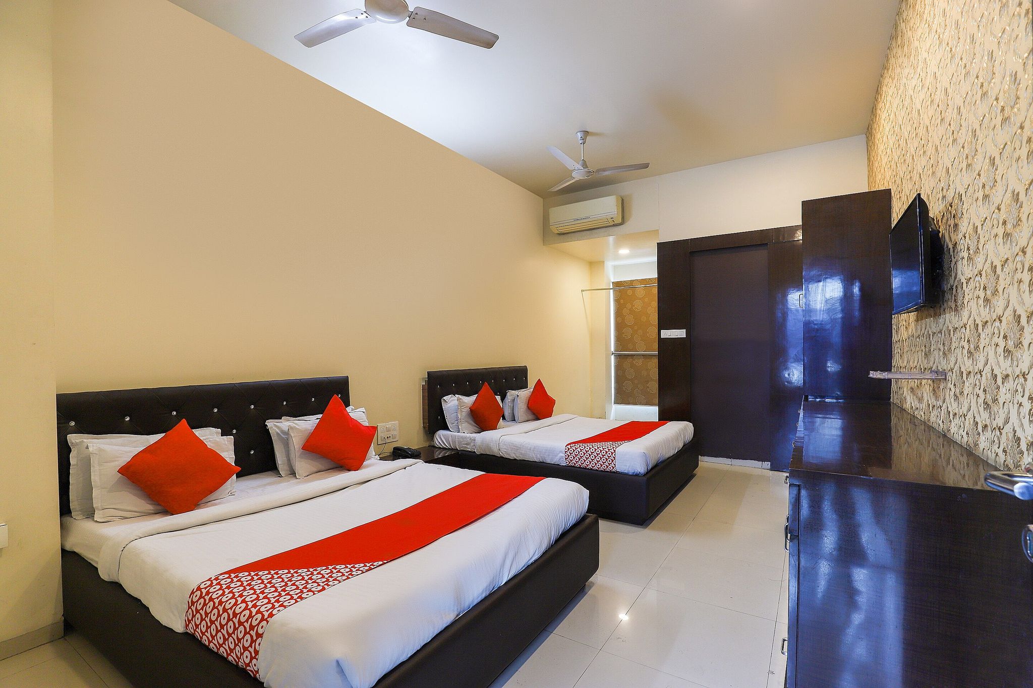 undefined OYO 71730 Hotel Marigold 5