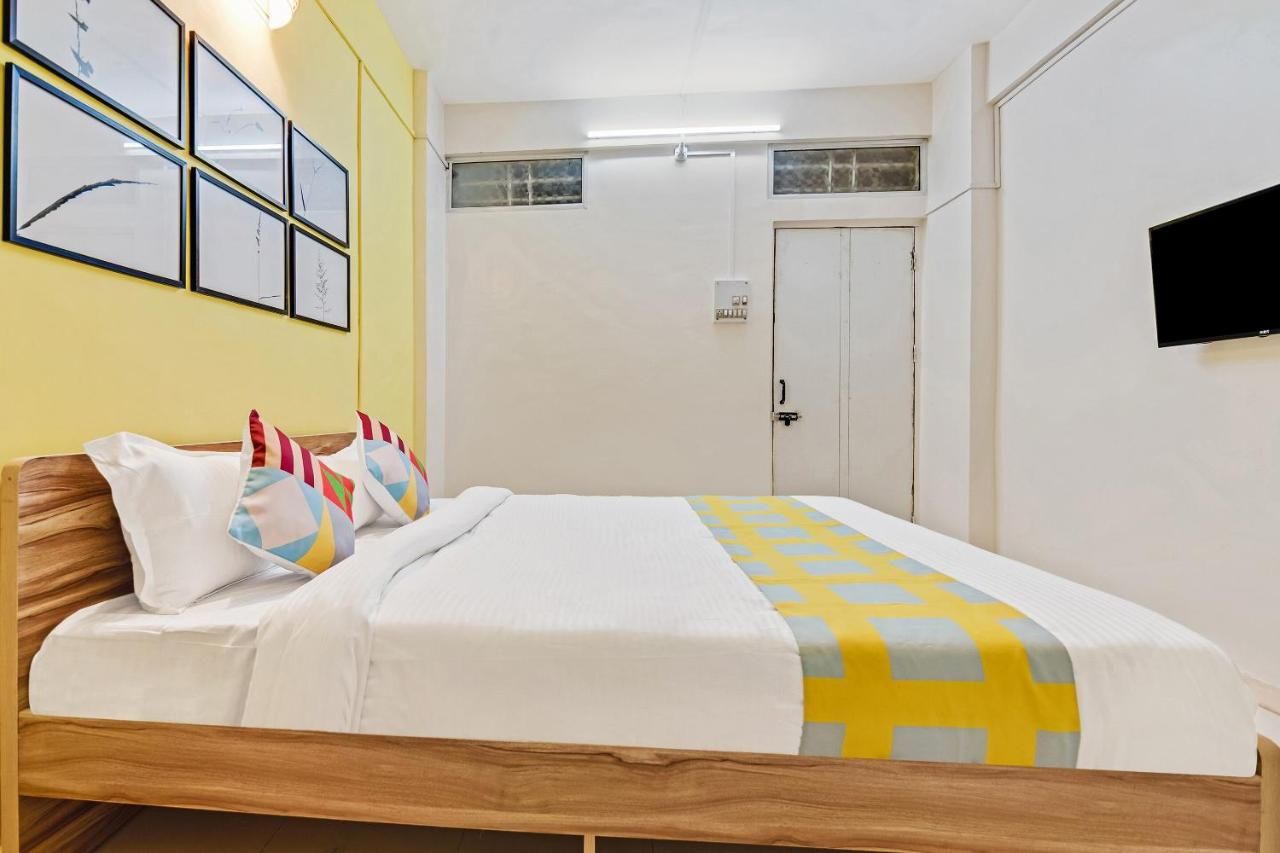 SPOT ON Room without Air Conditioning
