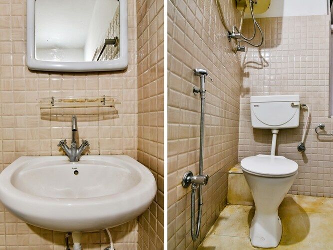 Hotel Kasturi Standard Double (3rd Floor -Non View, No Lift) 4