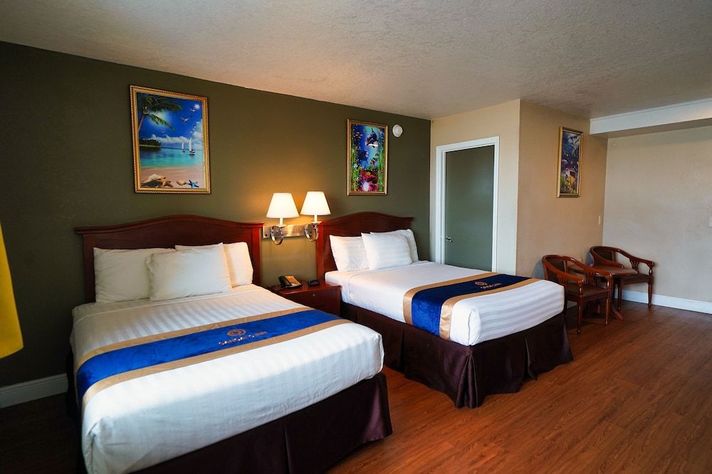 Standard Room, 2 Double Beds, Non Smoking