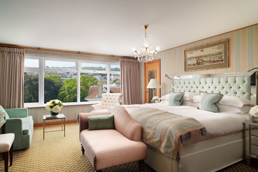 Superior Room, 1 King Bed (King or Twin)