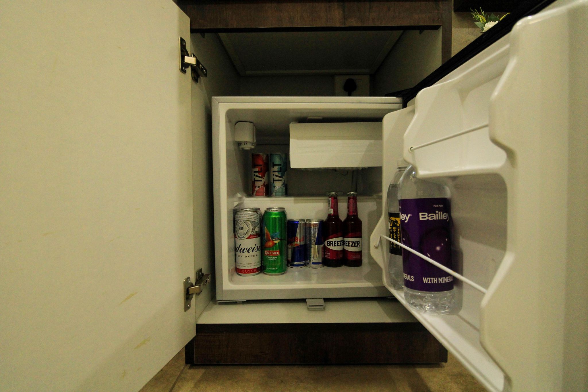 Anna Residency Elite 3