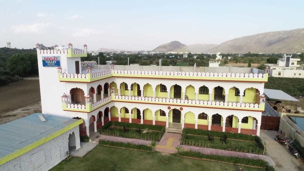 undefined Parvat Valley Resort