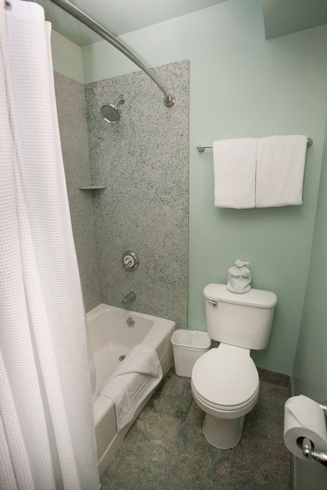 3 Peaks Resort & Beach Club Deluxe Double Room, 2 Double Beds 4