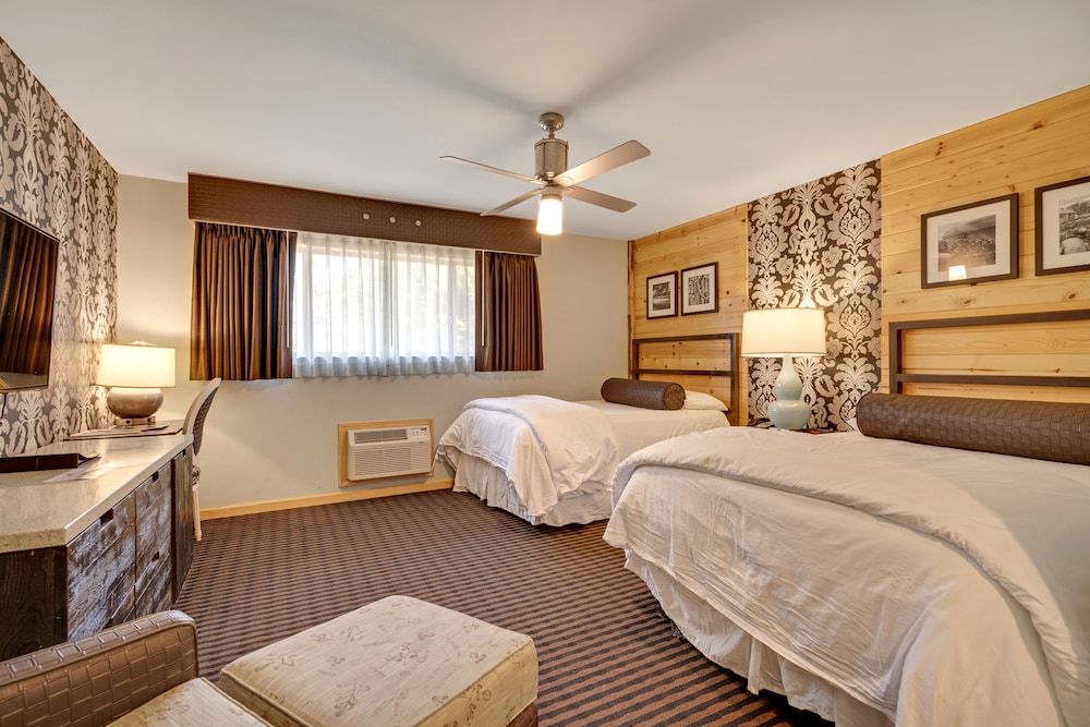 3 Peaks Resort & Beach Club Deluxe Double Room, 2 Double Beds