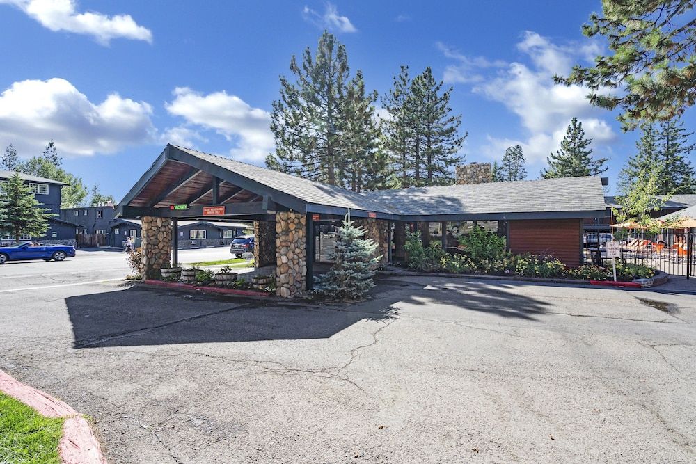 undefined 3 Peaks Resort & Beach Club 4