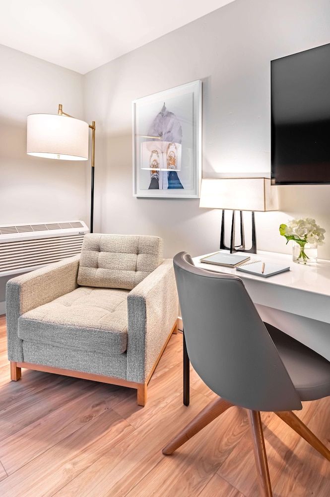 The Incline Lodge Standard Room, 2 Queen Beds 11