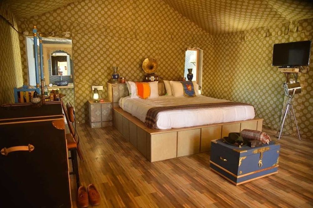 undefined Paddav Tented Suites 7