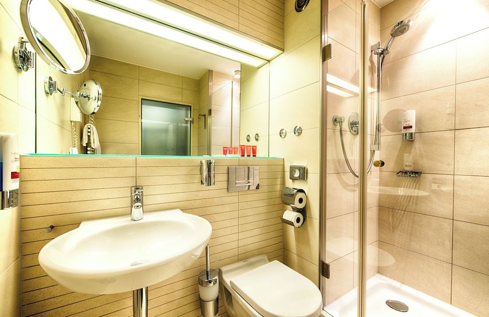 Leonardo Hotel München City West Comfort Room 9
