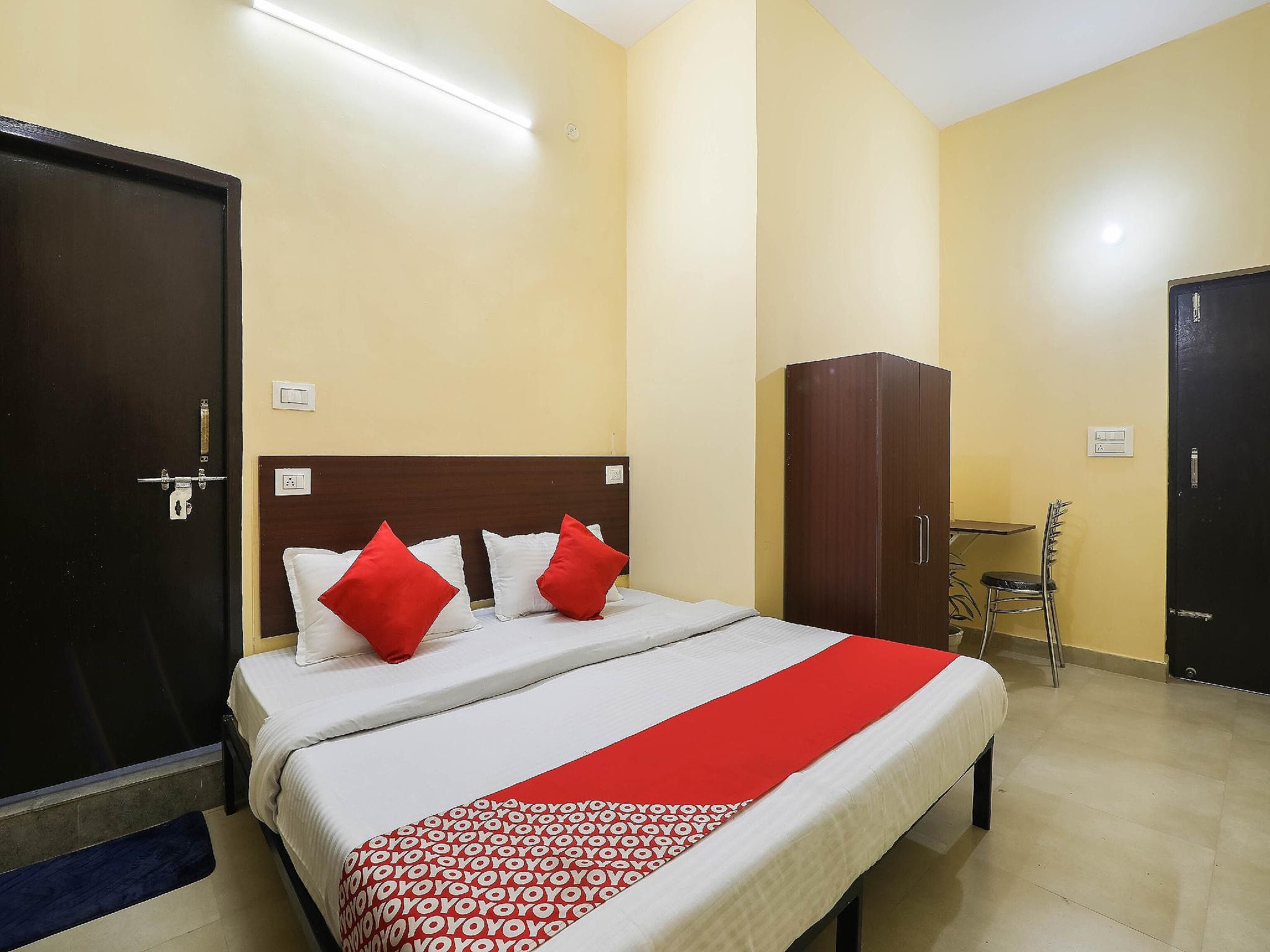 Hotel O Laavin Inn Near Gomti Riverfront Park Deluxe Room 8