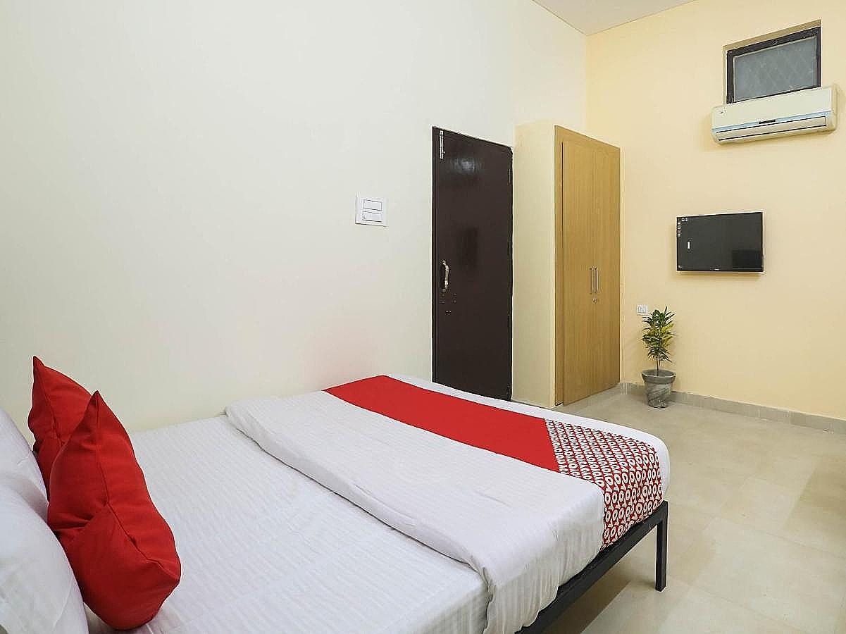 Hotel O Laavin Inn Near Gomti Riverfront Park Deluxe Room 30