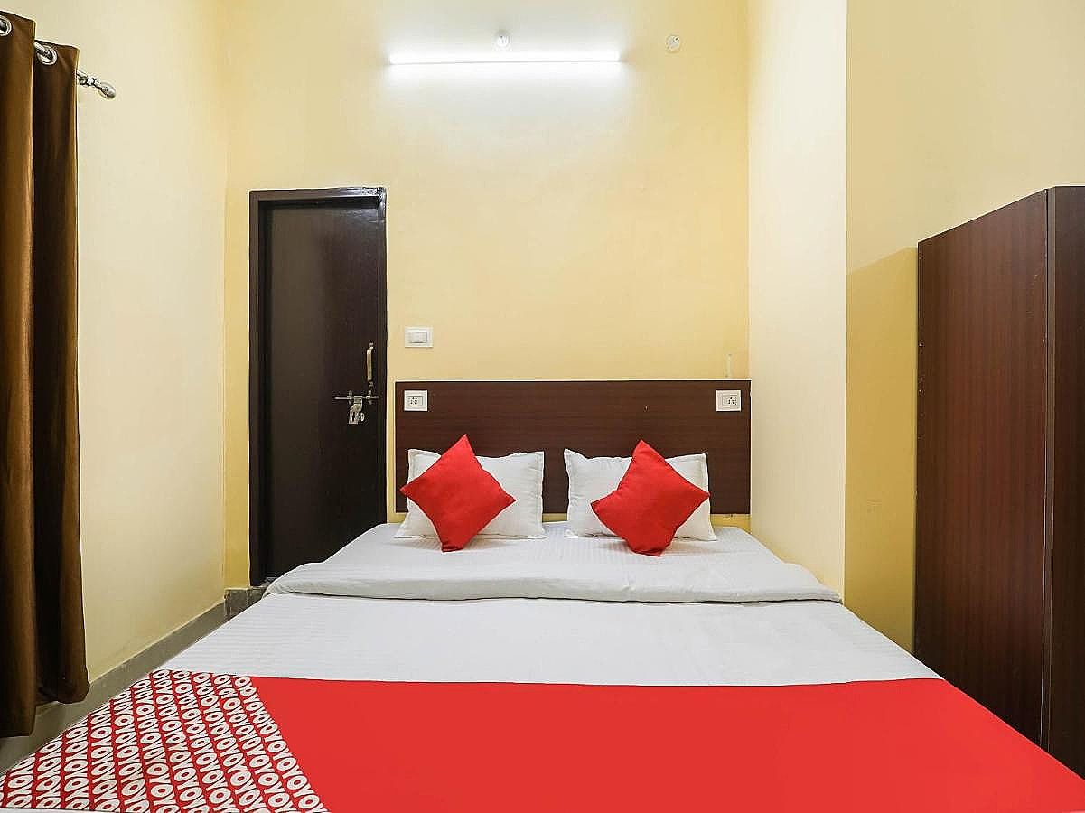 Hotel O Laavin Inn Near Gomti Riverfront Park Deluxe Room 37