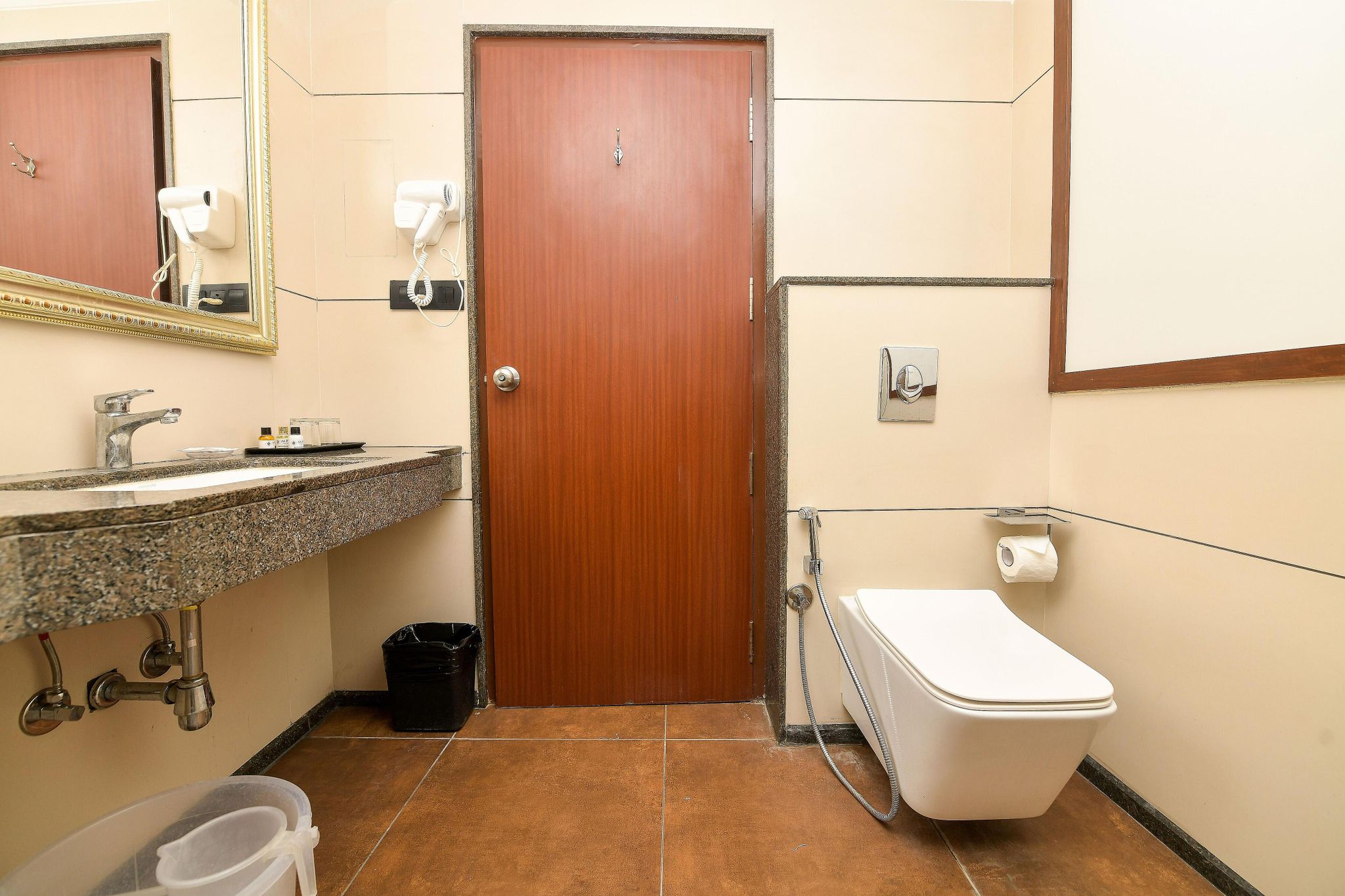 Hotel M Pro Palace Mysore - 12 Minutes to Mysore Palace Deluxe room with city view  13