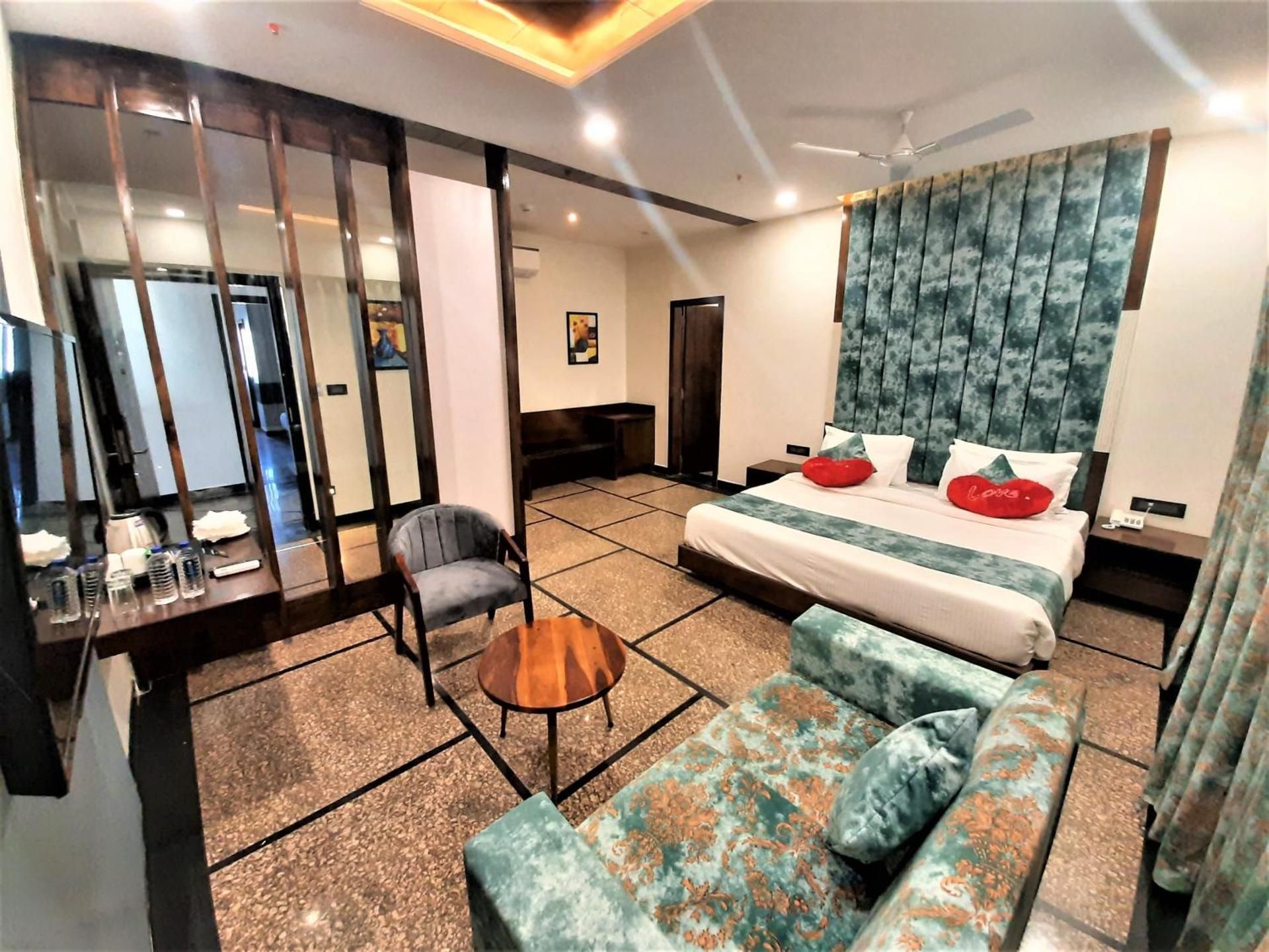 Hotel Suvin Residency