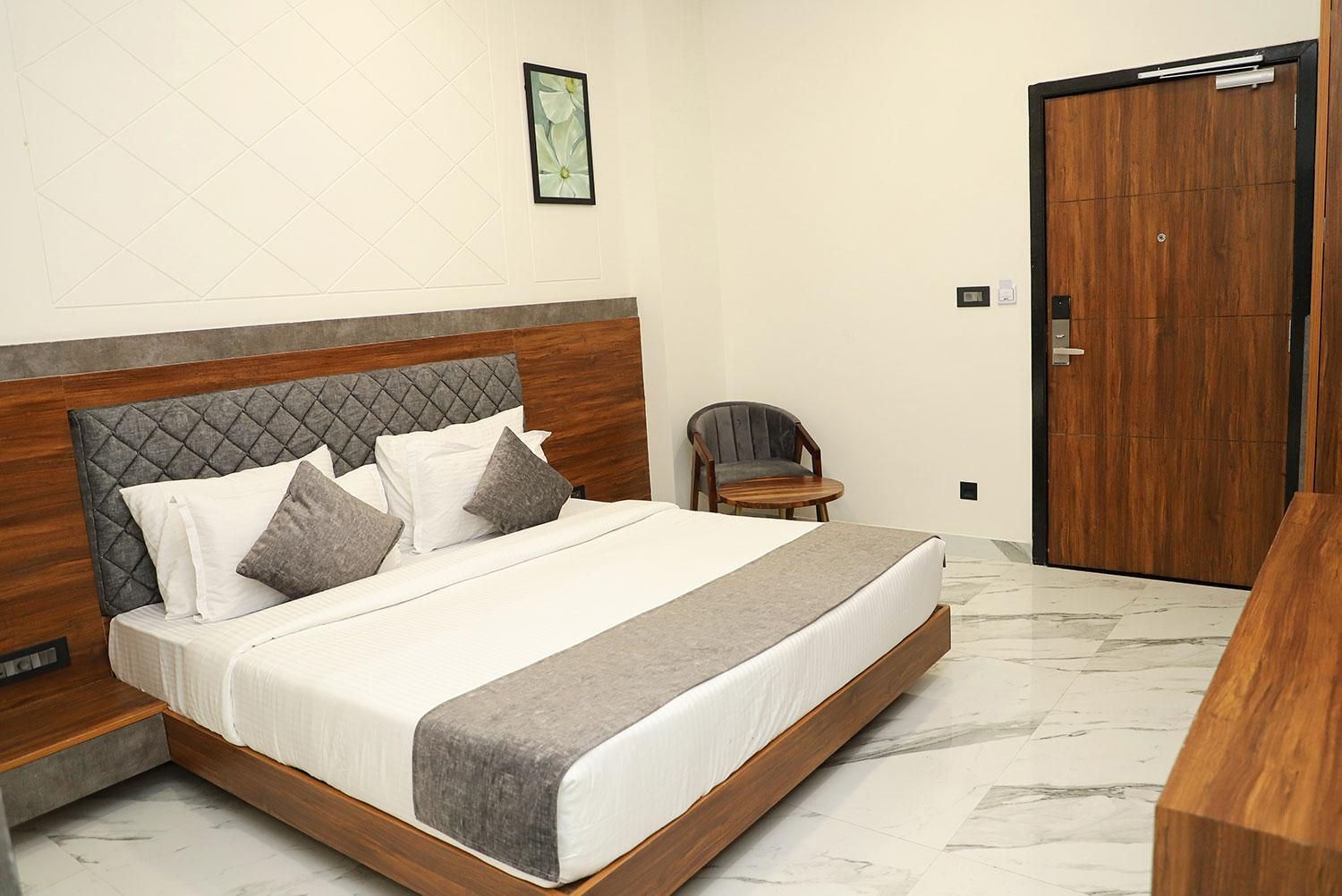 Modern Deluxe Double Room