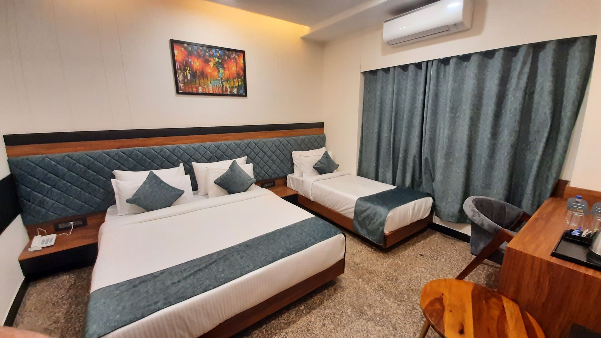 Hotel Suvin Residency