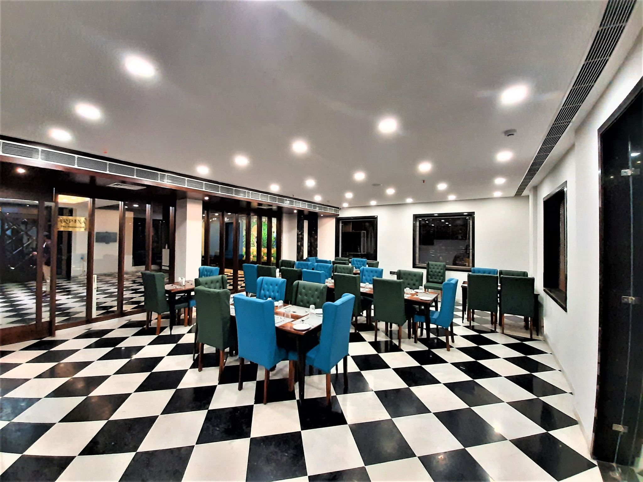 Hotel Suvin Residency