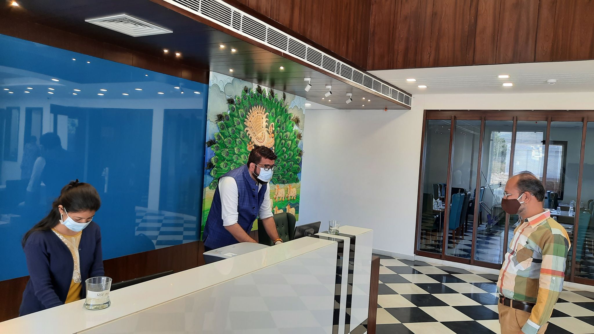 Hotel Suvin Residency