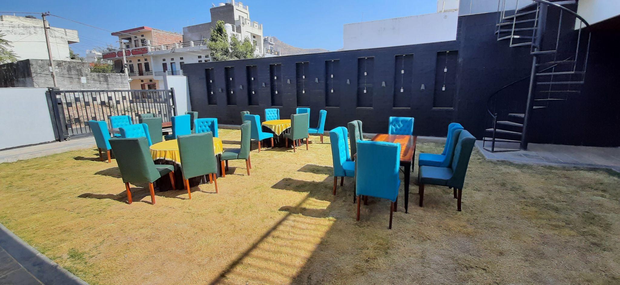 Hotel Suvin Residency