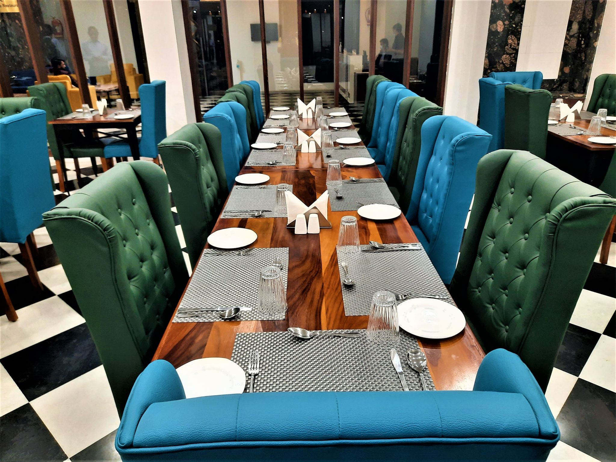 Hotel Suvin Residency