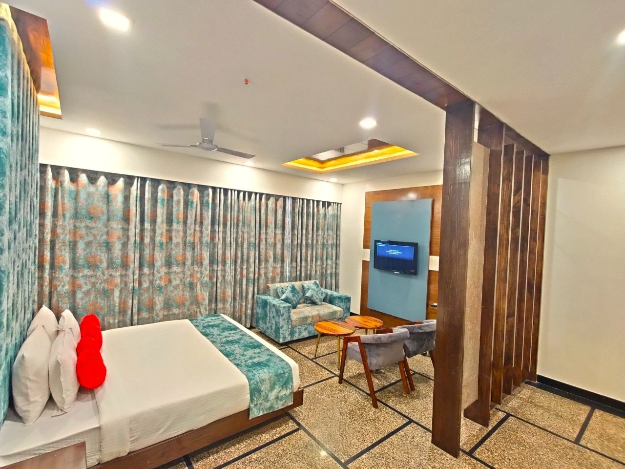 Hotel Suvin Residency