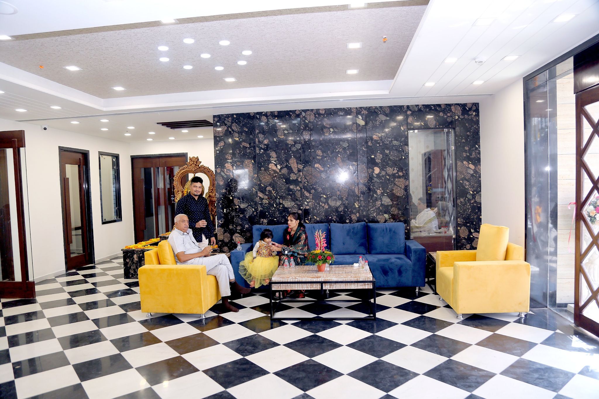Hotel Suvin Residency