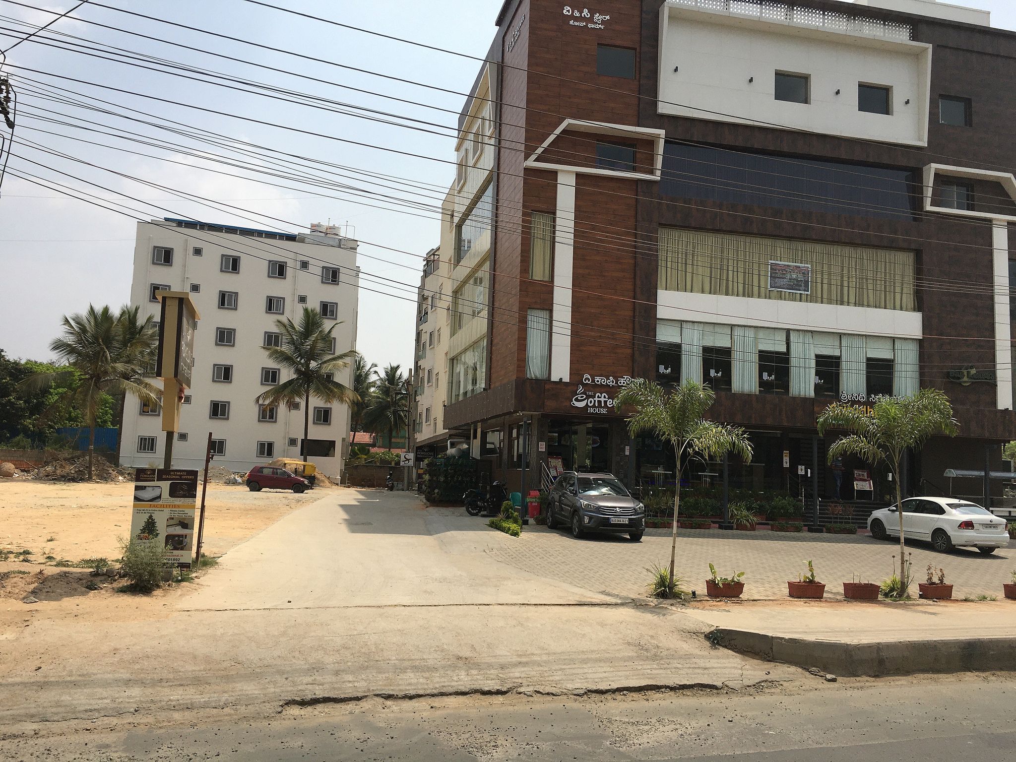 undefined Hotel Foxglove International 7