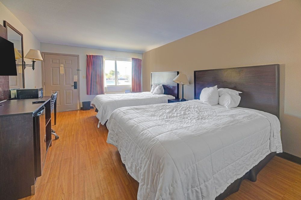 2 Queen Beds Accessible Non-Smoking