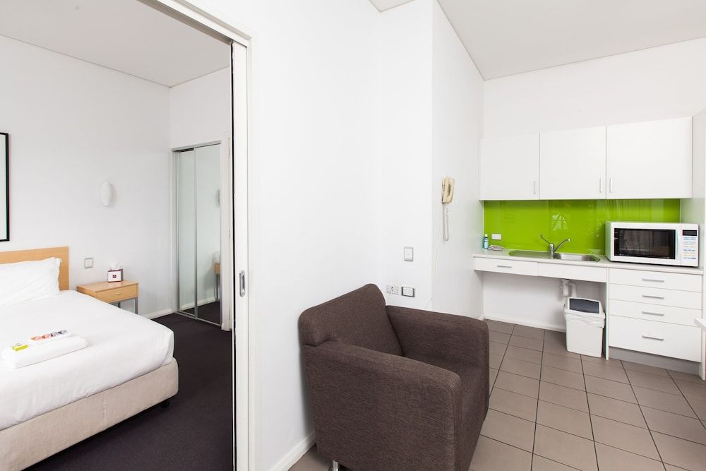 Majestic Oasis Apartments Executive One Bedroom Apartment 6