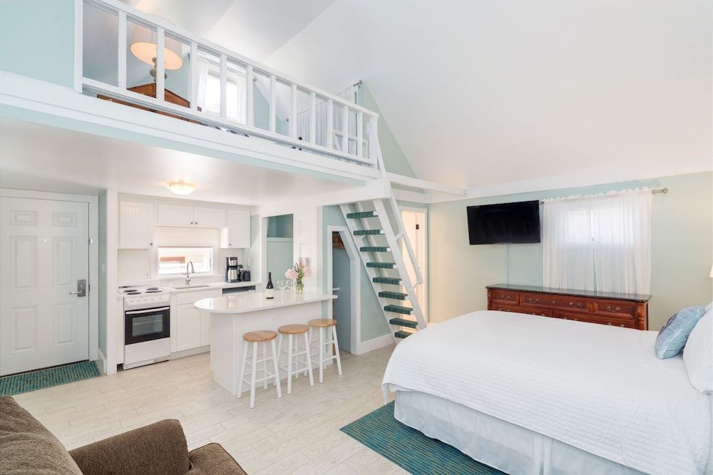 The Victorian Inn Cottage 4