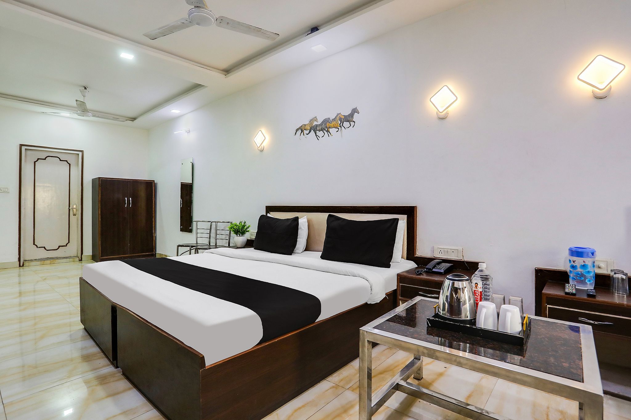 Hotel O Tajganj Near Taj Mahal West Gate Classic 10