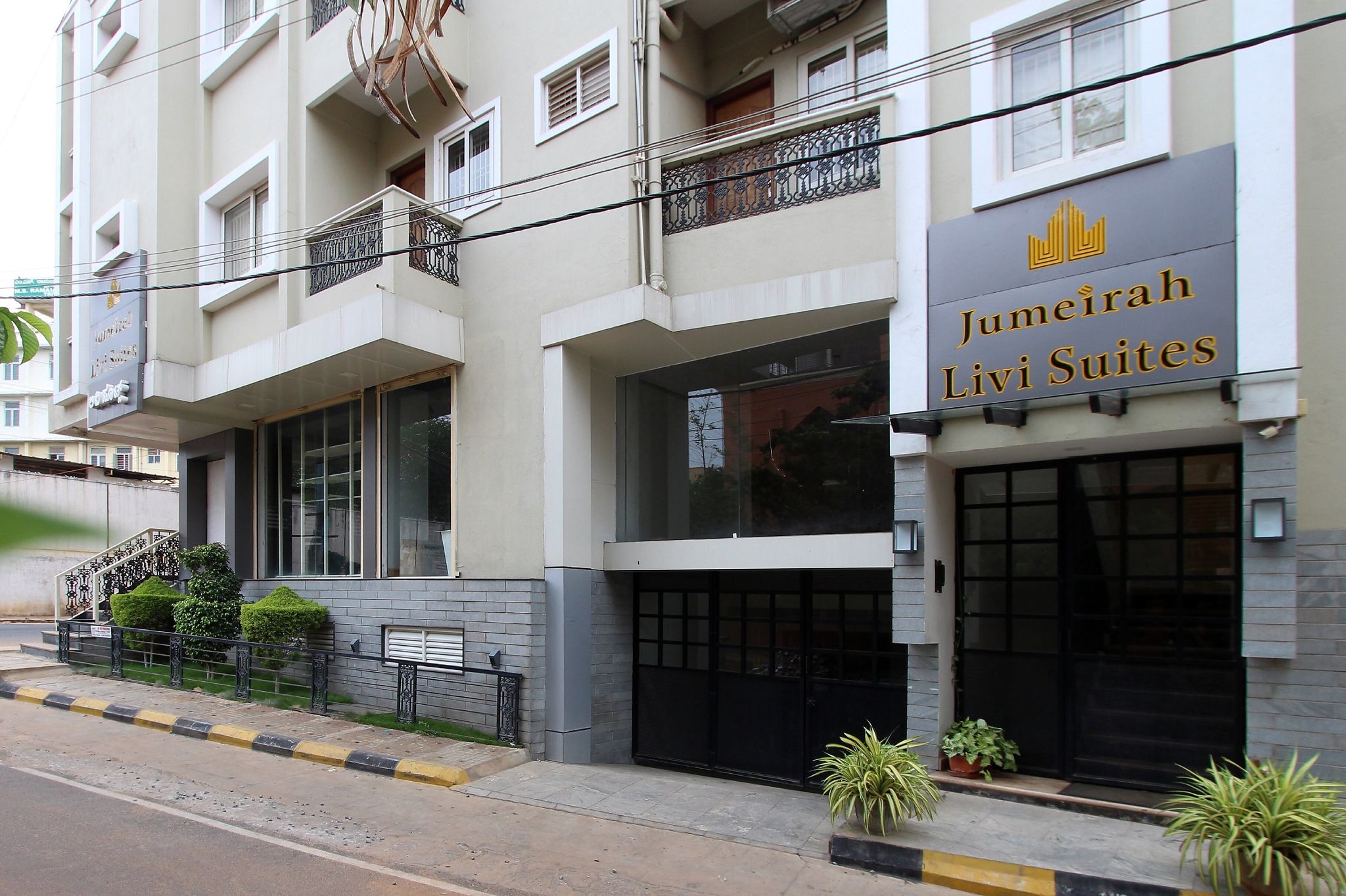 undefined Livi Suites  9