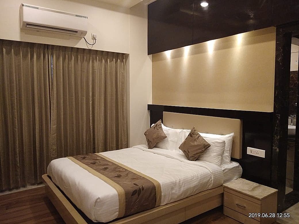 Executive AC Room