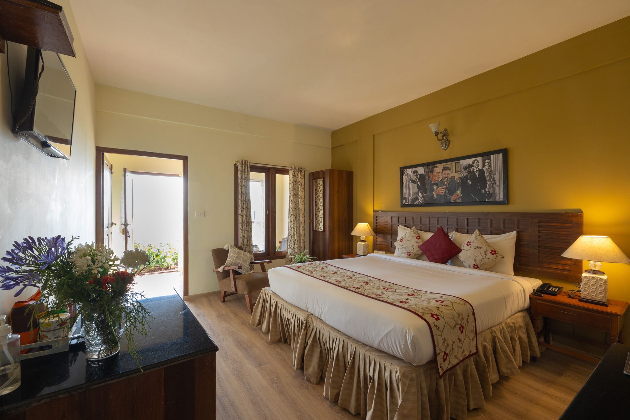 Sherlock Deluxe Mountain Room 3