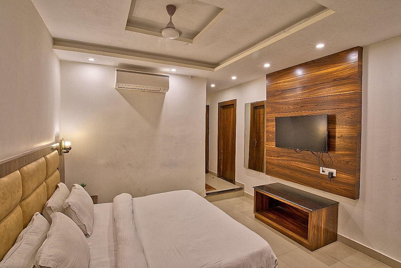 Height View Residency Deluxe Room 9