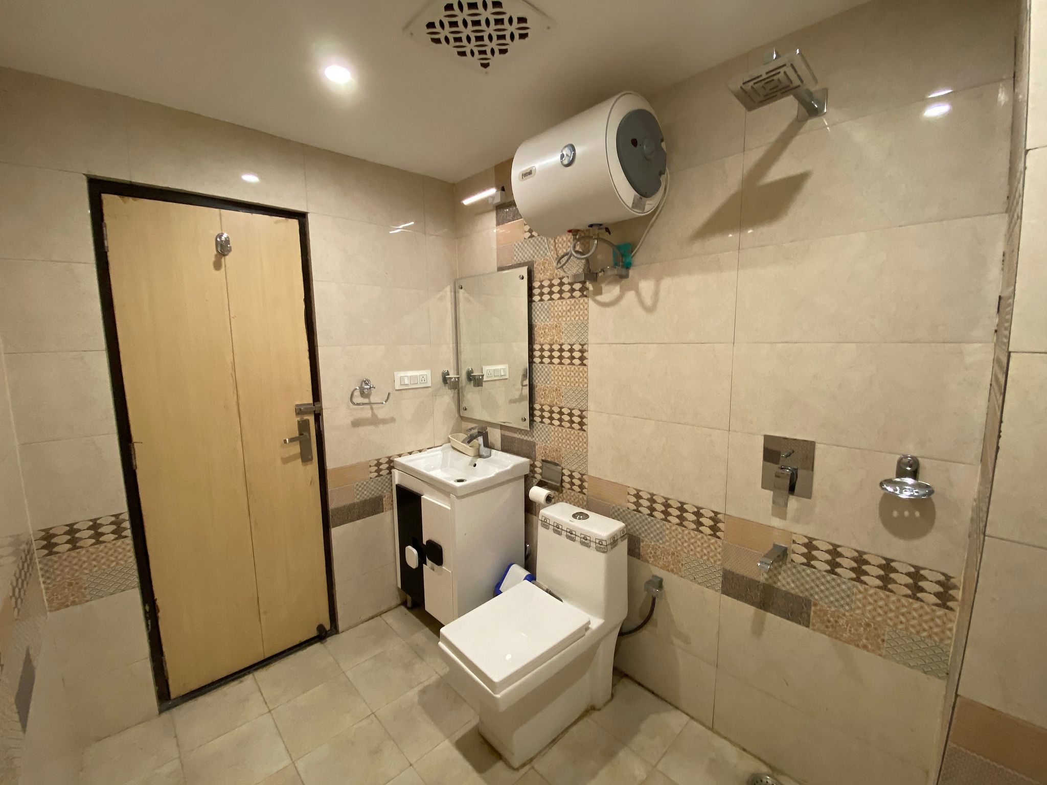 Height View Residency Deluxe Room 6