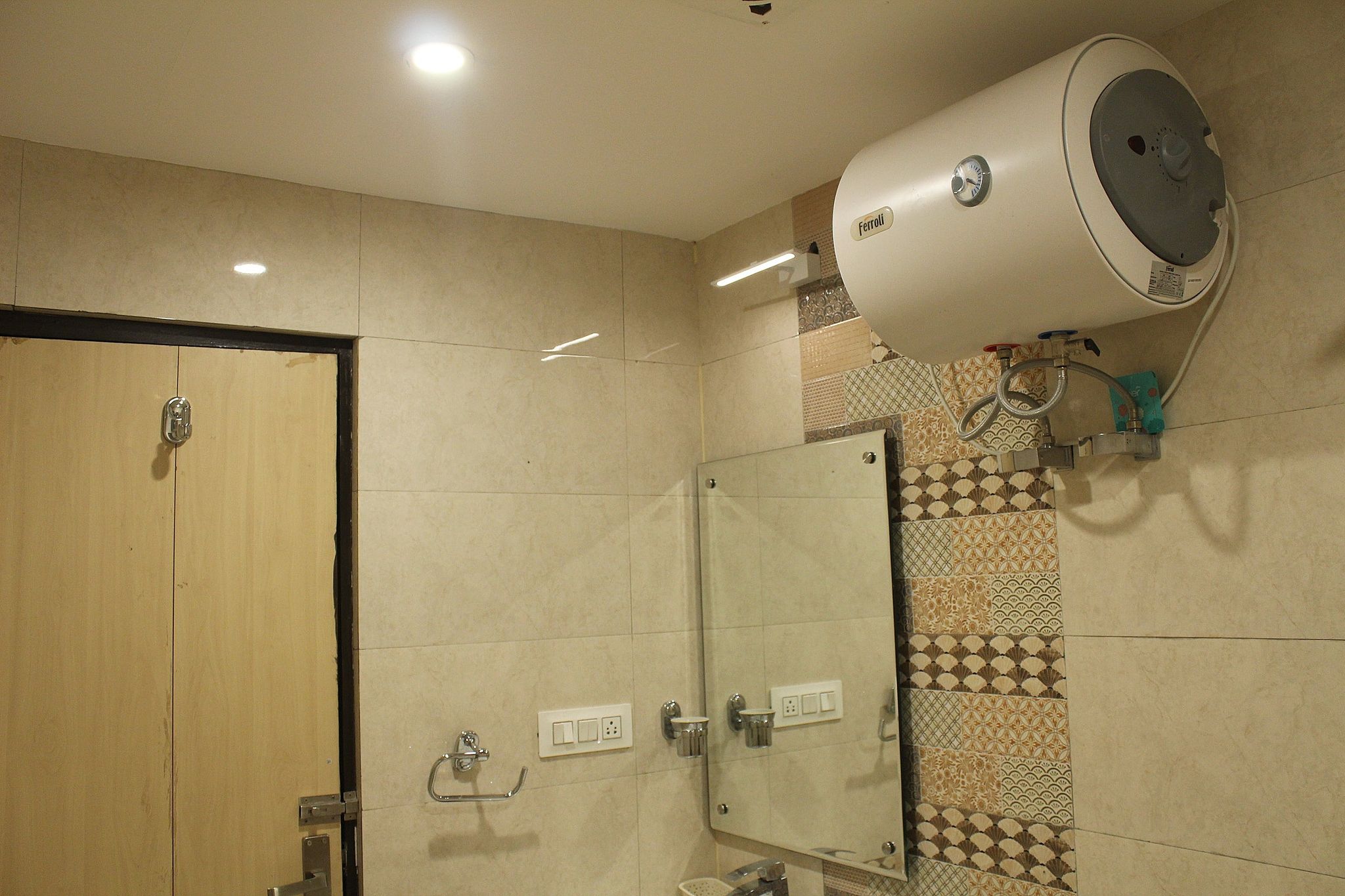 Height View Residency Deluxe Room 5