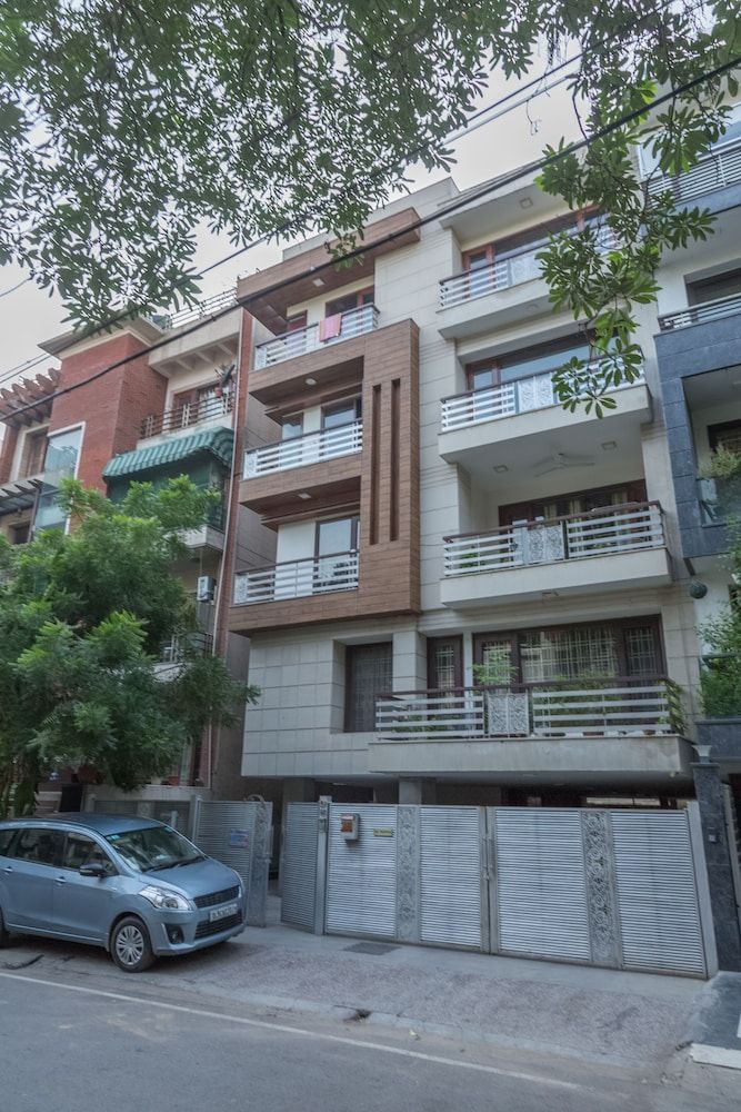 undefined Under My Roof Superio 7