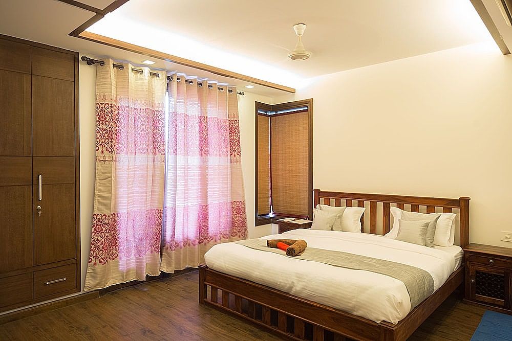 undefined Under My Roof Superio 5