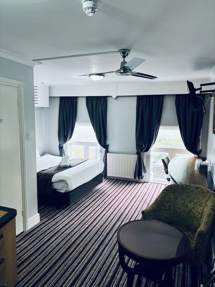 undefined My Place Hotel 9