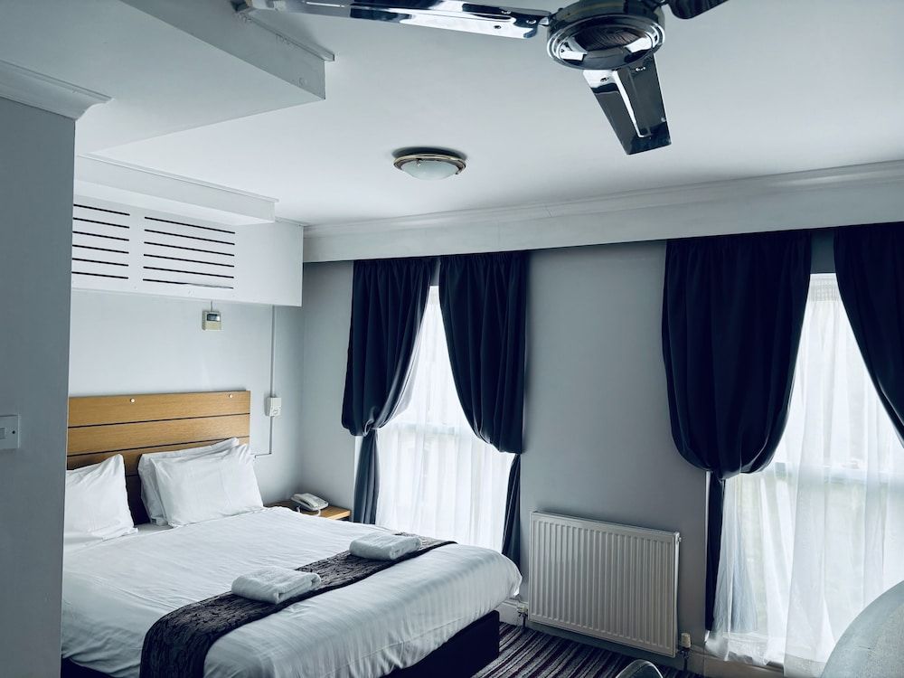 undefined My Place Hotel 2