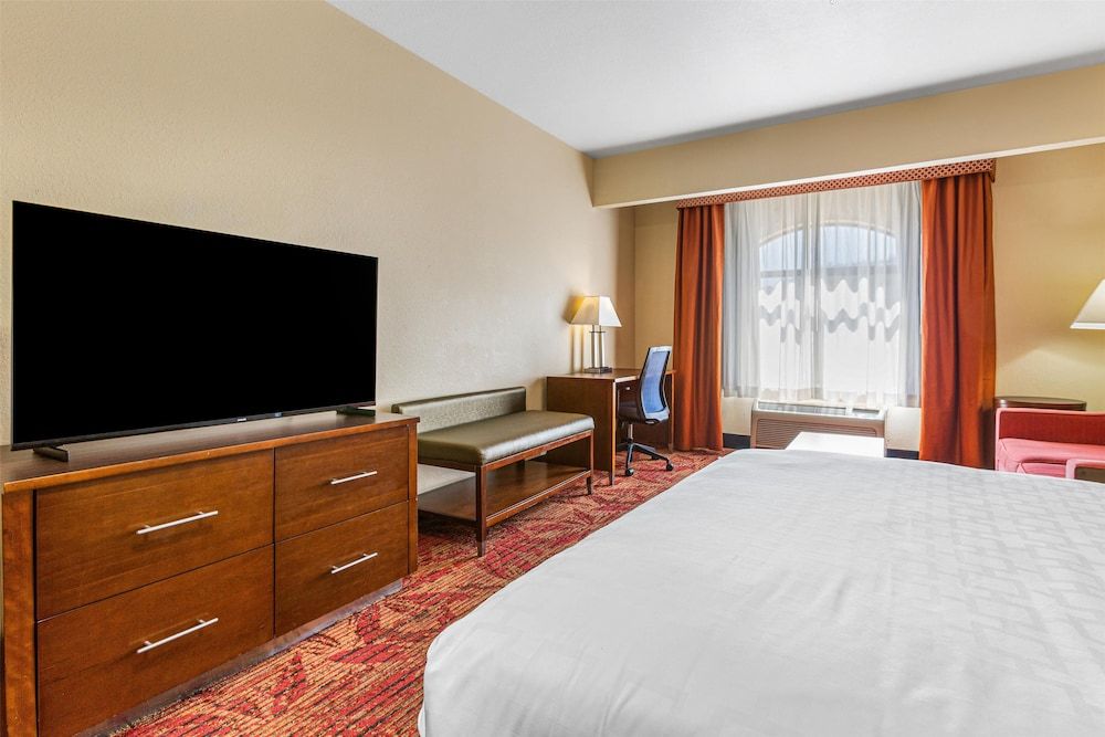 Best Western Plus Ruidoso Inn Standard Room, 2 Queen Beds, Non Smoking, Refrigerator & Microwave (Oversized Room) 2