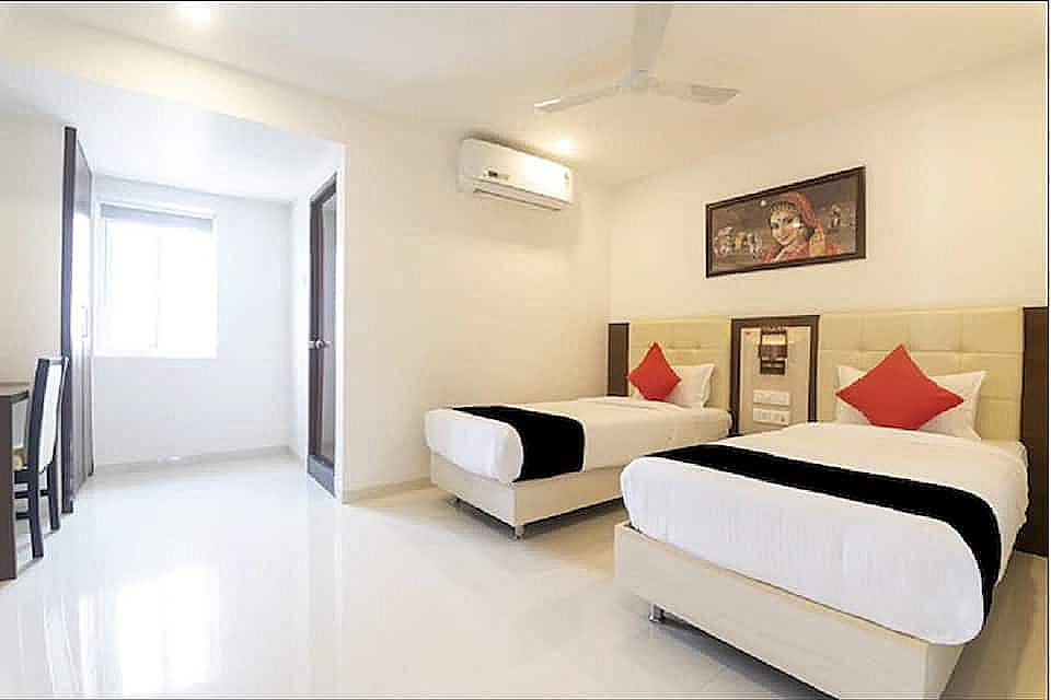 Vennela Residency Deluxe Room AC