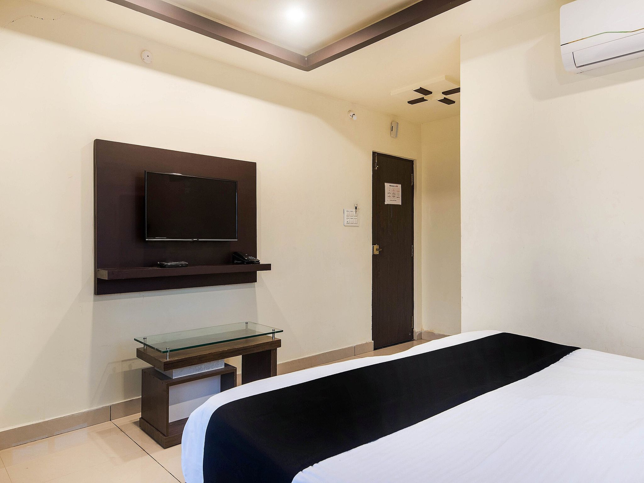 Capital O by OYO Alfa Classic Room 11