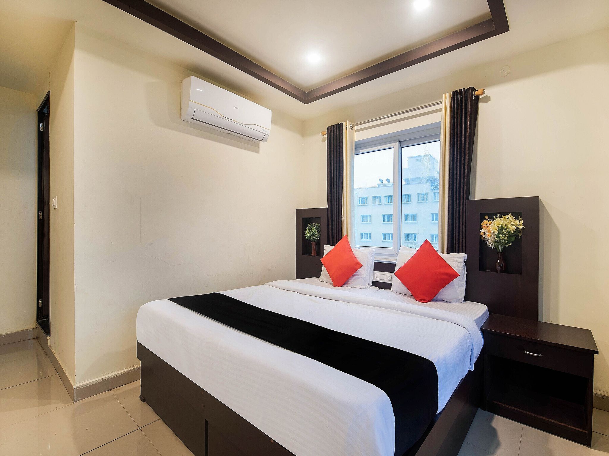 Capital O by OYO Alfa Classic Room 10